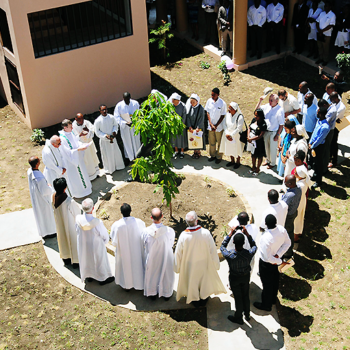 아이티 예수회 예비 사제들, 출처=ACN자료사진