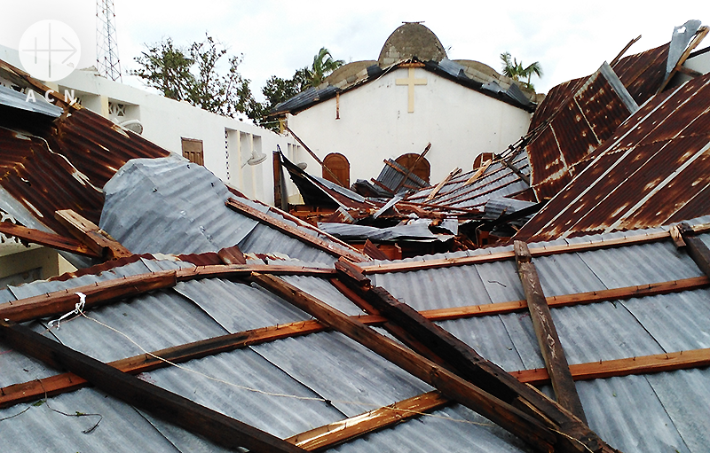 태풍으로 무너진 카트린(Cathérine) 성당. 출처=ACN자료사진