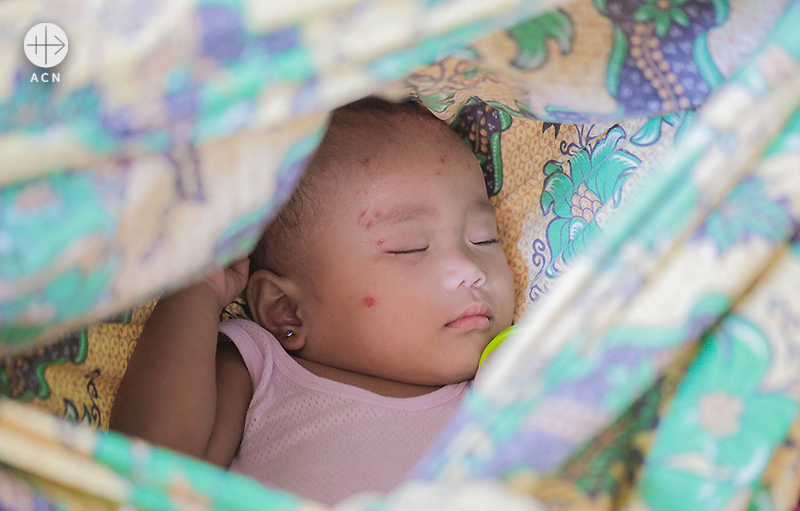 국내난민 아기(출처=ACN 자료사진)