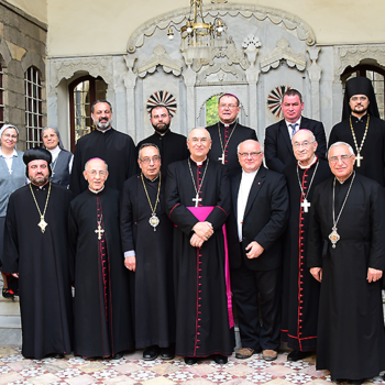 러시아 가톨릭 및 정교회 대표단과 시리아 다마스쿠스의 다양한 그리스도교 종파 지도자들의 만남 (출처=ACN 자료사진)
