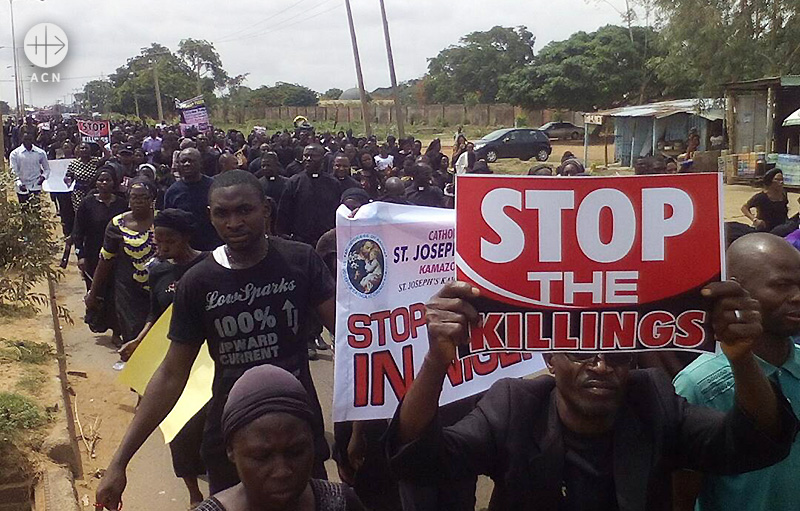 christians-demonstrating-peaceful-against-the-bloodshed-in-nigeria