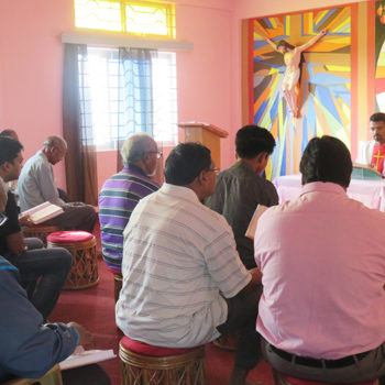 인도 아삼주의 예수회 사제들을 위한 미사 예물 봉헌 및 피정 지원 (출처=ACN 자료사진)