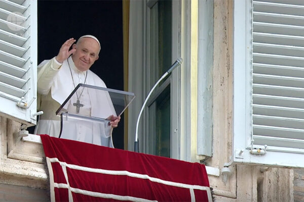 popefrancisangelus