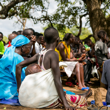남수단 팔라백 난민들이 미사를 드리는 모습 (출처=ACN 자료사진)